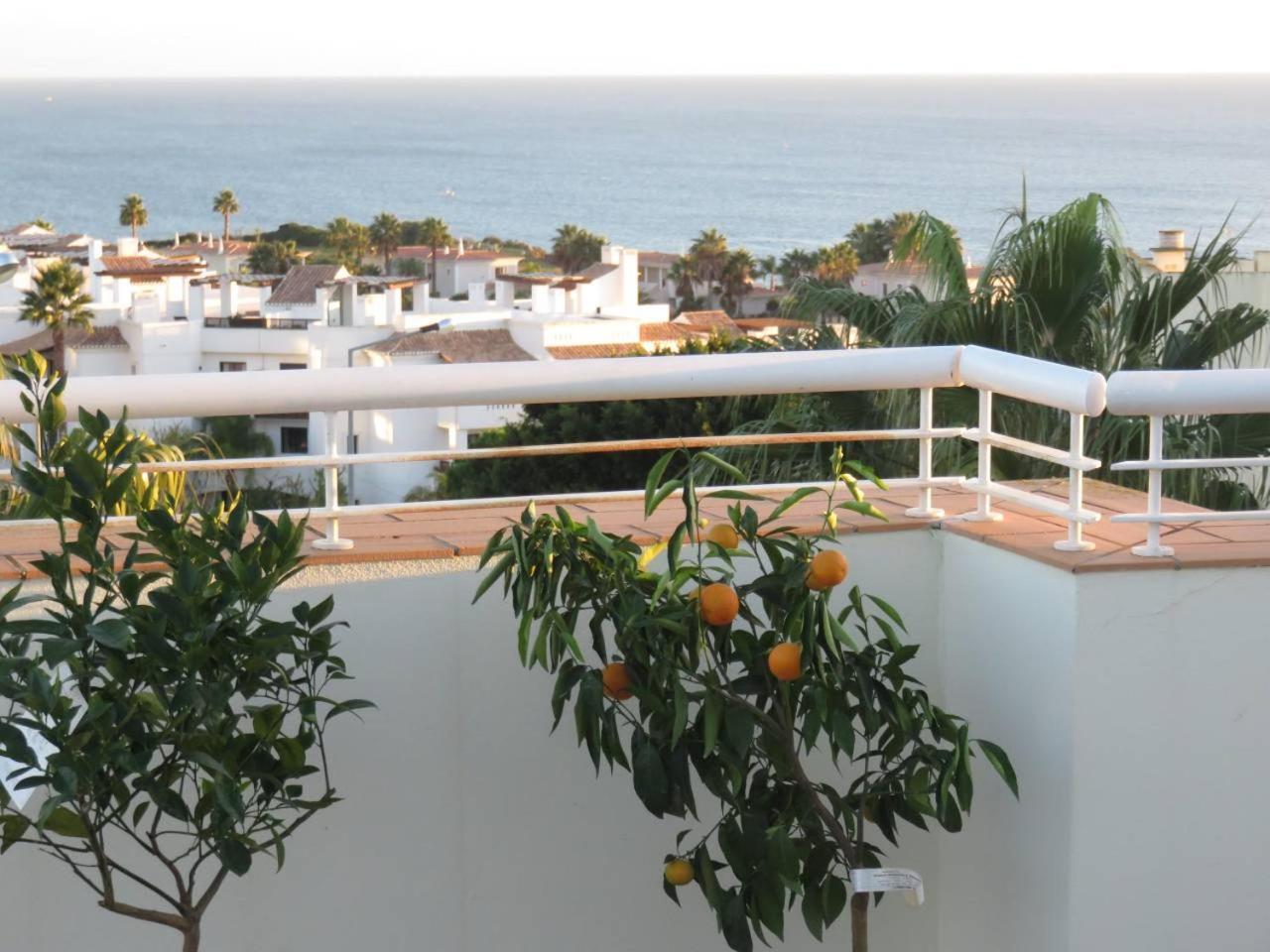 Sweden Apartment - Top Floor One Bedroom With Sea Views - Rs ลากอส ภายนอก รูปภาพ